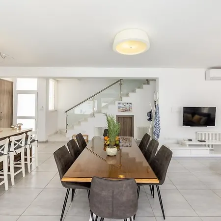 Sunnyvillas 3br Luxury Private Pool Nr5 * Протарас
