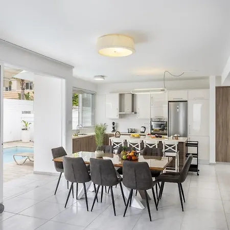 Sunnyvillas 3br Luxury Private Pool Nr5 Вилла *