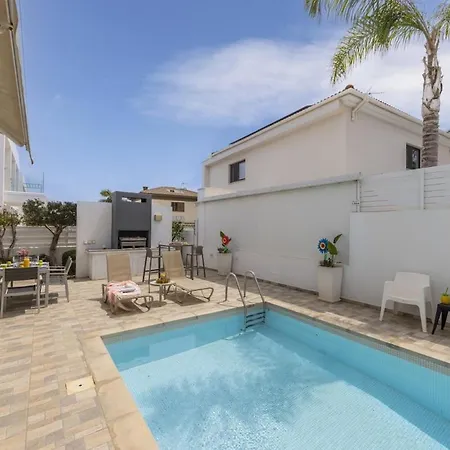 Sunnyvillas 3br Luxury Private Pool Nr5 Вилла *